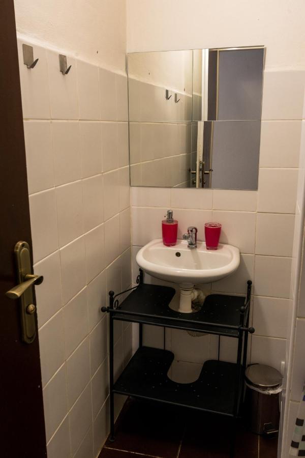 Red Point Hotel Tabor Bagian luar foto