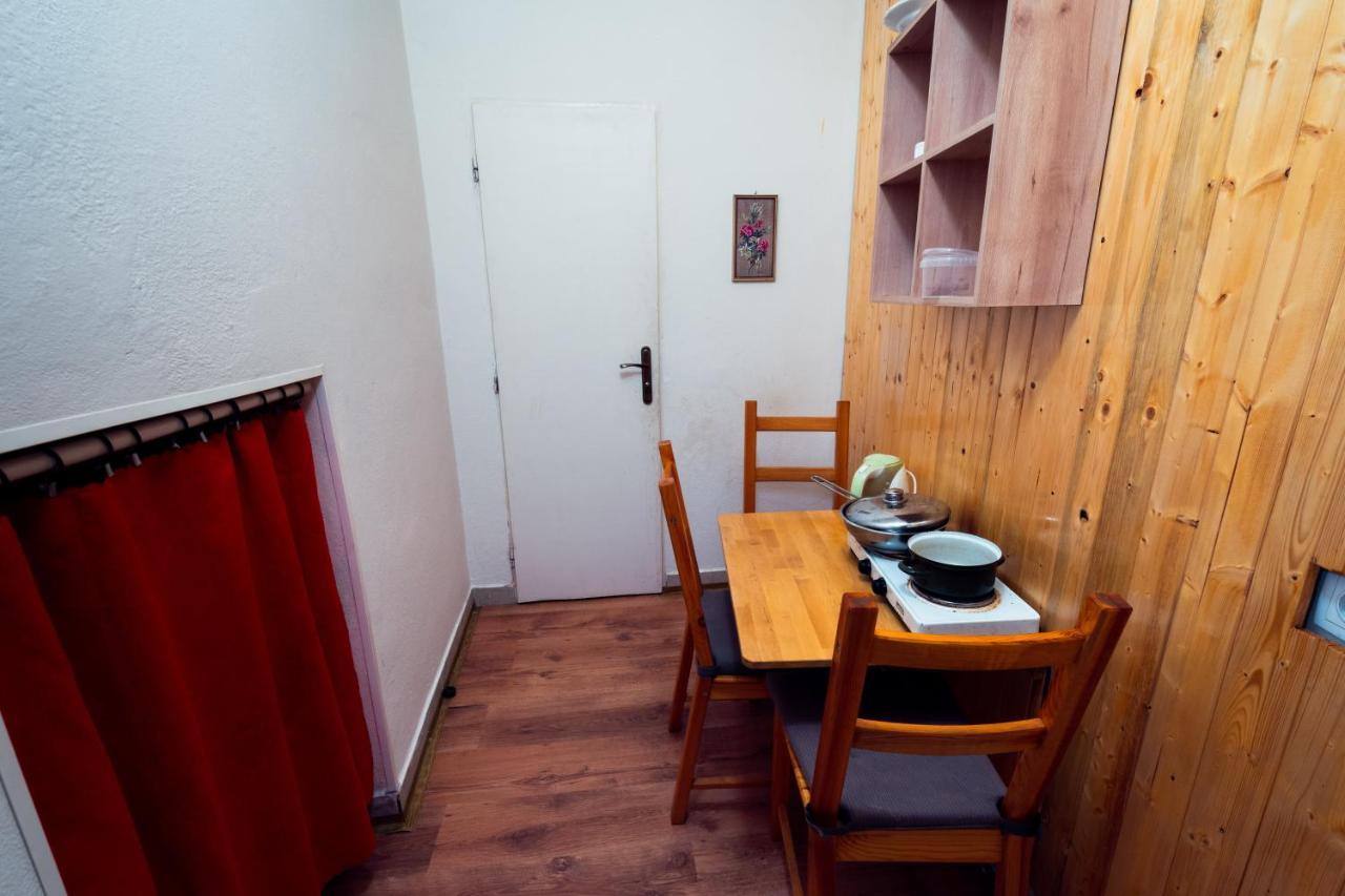 Red Point Hotel Tabor Bagian luar foto