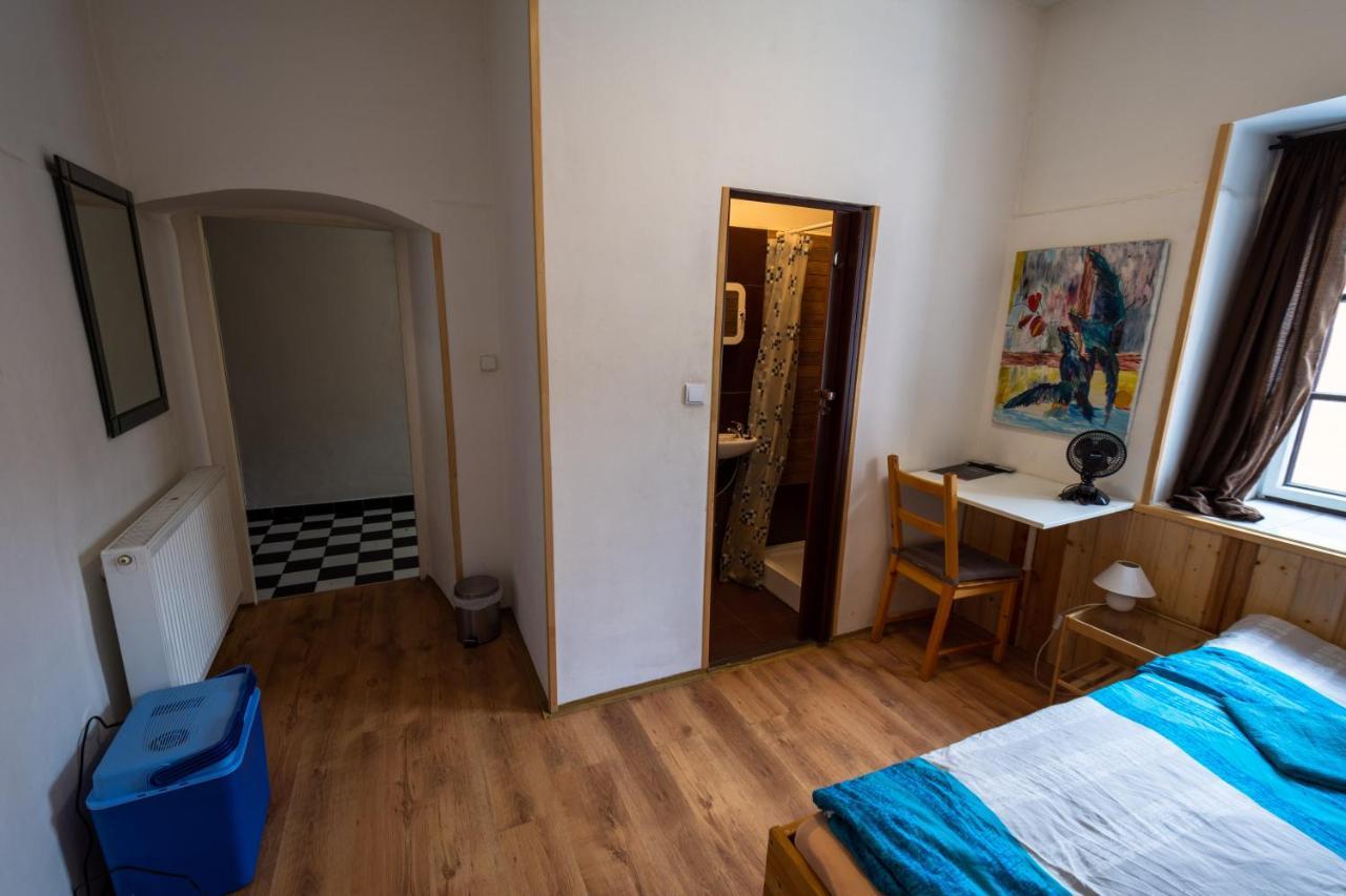 Red Point Hotel Tabor Bagian luar foto