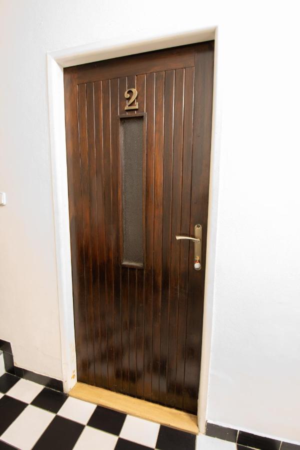 Red Point Hotel Tabor Bagian luar foto